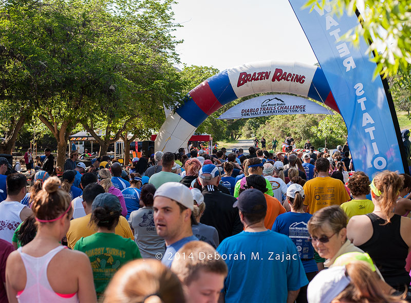 Minutes before the Start of the 5K Save Mount Diablo Run April 1