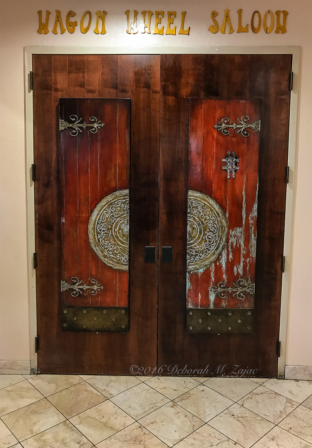 Wagon Wheel Saloon Doors